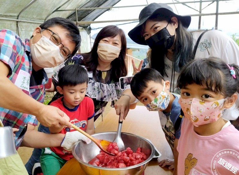 【採果樂】 2026 內湖草莓季登場！